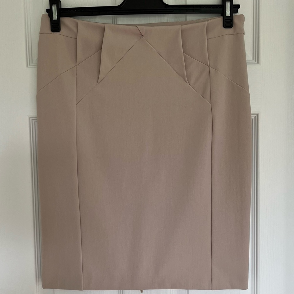 Paola Frani Skirt Size 8, Coconut color